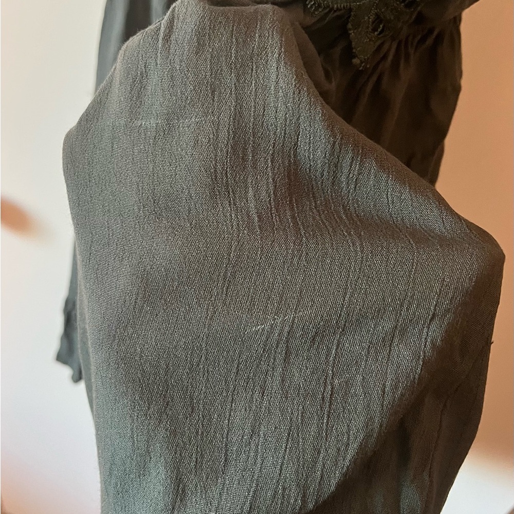 Size L Francesca’s Green Lace Dress - Picture 5 of 5